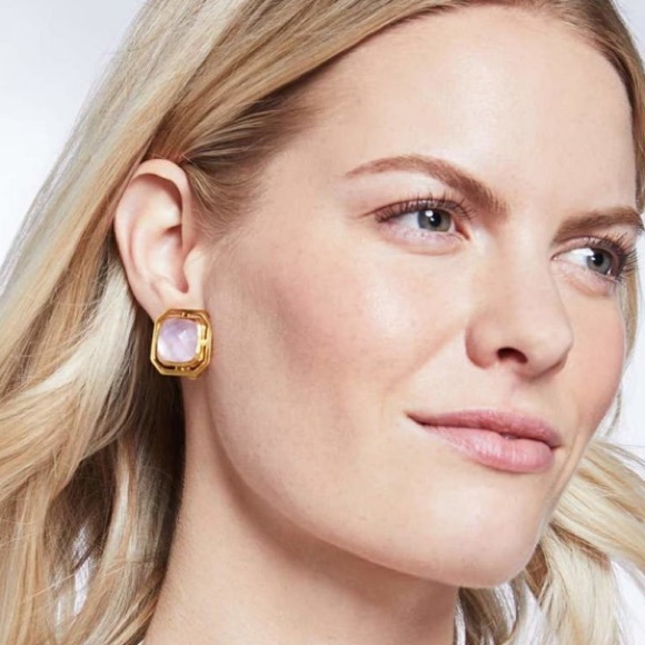 JULIE VOS. NWT Authentic Geneva Chalcedony Blue Clip Statement Earrings. - Picture 2 of 14